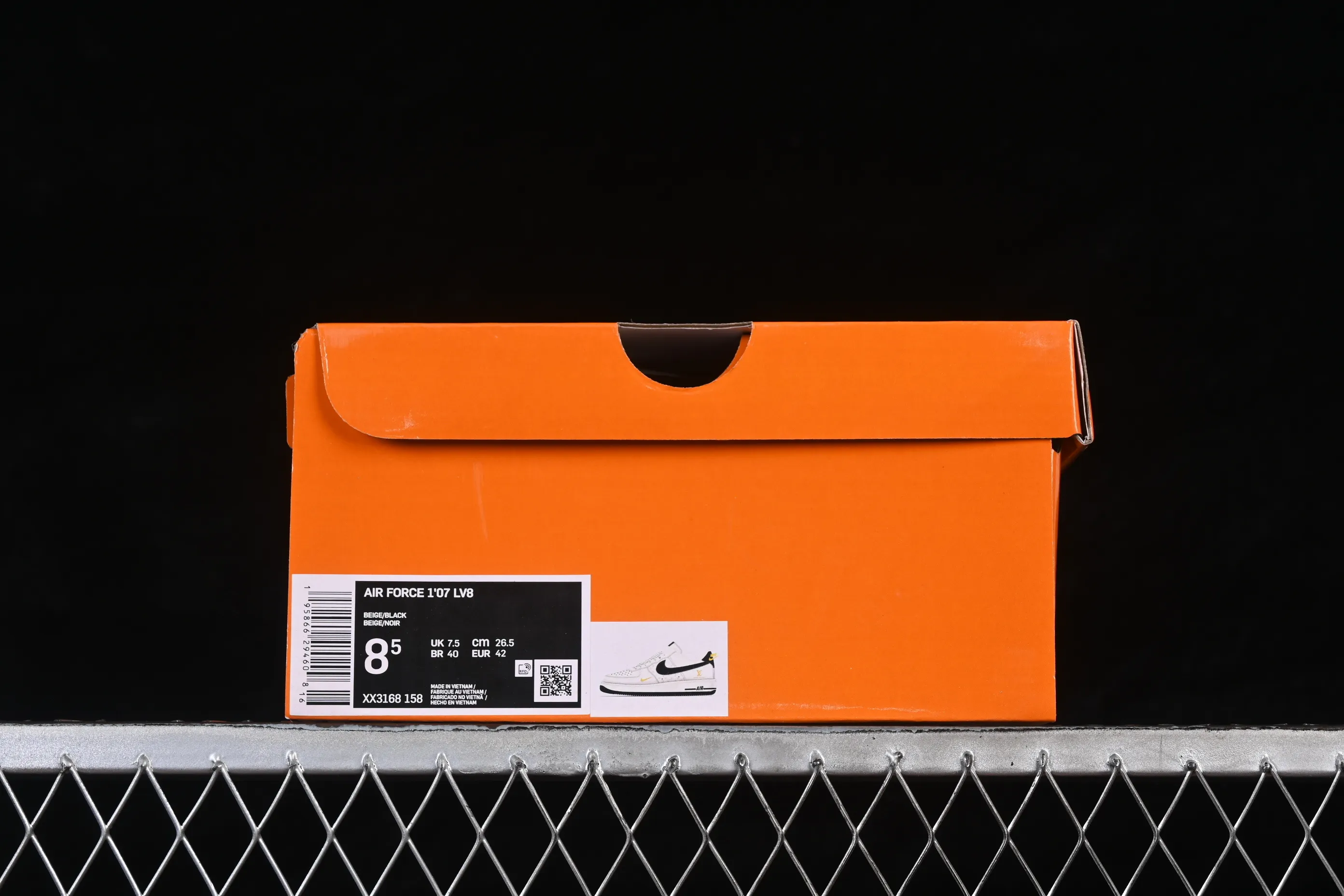 All categories Nk Air Force 1 Air Force series Nk Air Force 1 Low Air Force low-top Nike Air Force 1'07 Low LV joint black and white gold Air Force 1 low-top casual sneakers XX3168-158